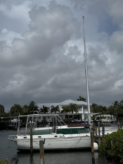 1979 Gulf Star 47' Sailmaster Motorsailer