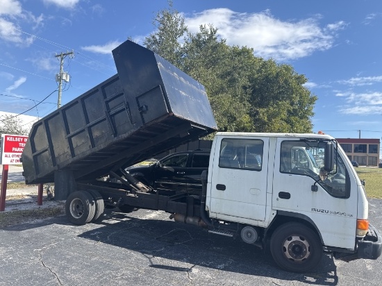 2005 IZUZU NPR HD 5.7L DIESEL CREW CAB DUMP TRUCK