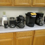 Kitchen Equipment (1) Bun VPR Coffee Maker, (1) Black & Decker Coffee Pot.