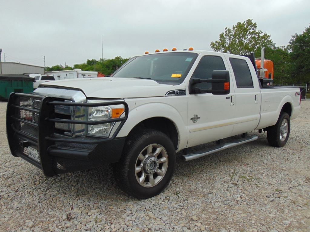 2015 Ford F-350 Lariat Super Crew Pickup Truck Miles: 153,434 ; 6.7L V8 Die