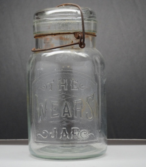 The Wears Jar (in stippled frame) #2918, QT, Clear