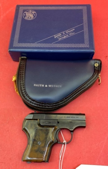 Smith & Wesson 61-3 .22lr Pistol