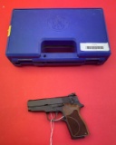 Smith & Wesson 908 9mm Pistol