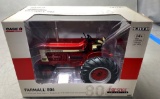 International 806 Tractor