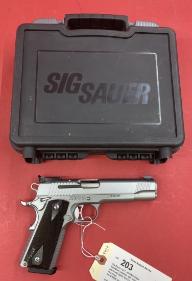 Sig Sauer 1911 .40 S&W Pistol
