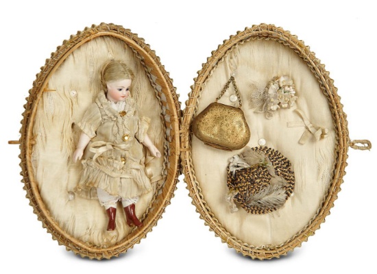 French All-Bisque Mignonette, Painted Boots, Wicker Egg Presentation 1800/2400