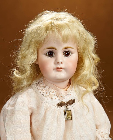 Fine Large German All-Bisque Doll with Rare Shoes Attributed to Simon and  Halbig 1100/1500 Auctions Online, Proxibid