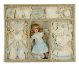 Deluxe French Presentation Box with Miniature Doll and Trousseau 1200/1600