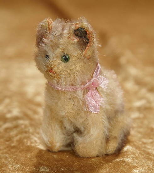 2 1/2" Very rare tiny German mohair seated kitten by Steiff. $500/800