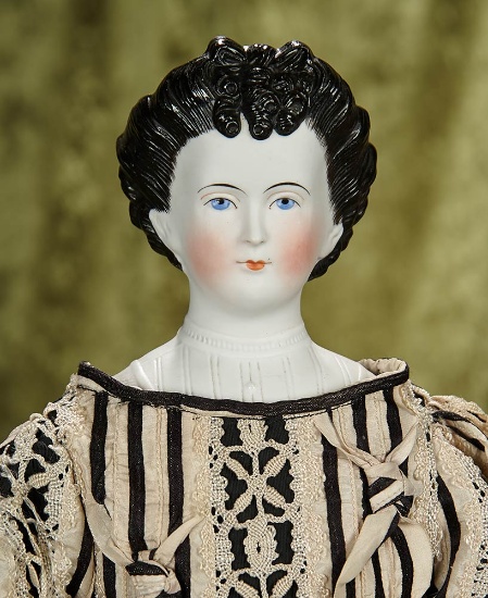 19" German bisque lady with sculpted black hair in elaborate coiffure, sculpted bodice. $700/1000