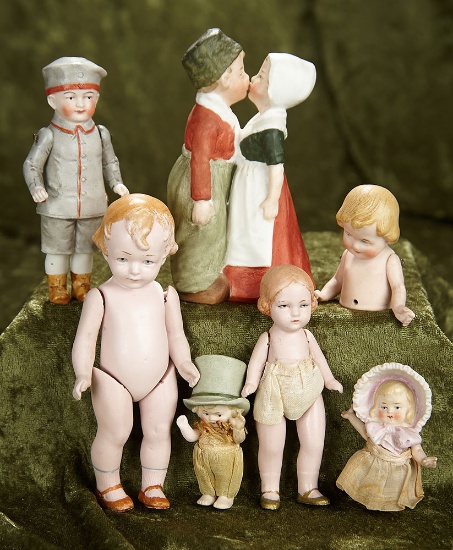 Lot of German miniature all-bisque dolls and novelties. $300/400