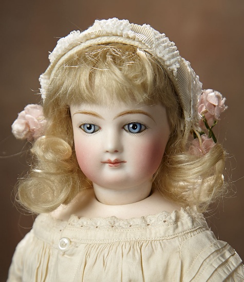 Very Lovely French Bisque Poupee by Jumeau with Delicate Complexion 1600/2200