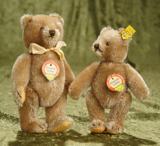 7" and 8" Pair of German brown mohair teddy bears by Steiff, 1950s. $500/700