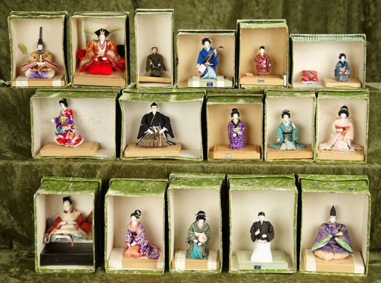 4-5"  Lot of 16 miniature Japanese Kyoto-Bijan in traditional costumes, original boxes