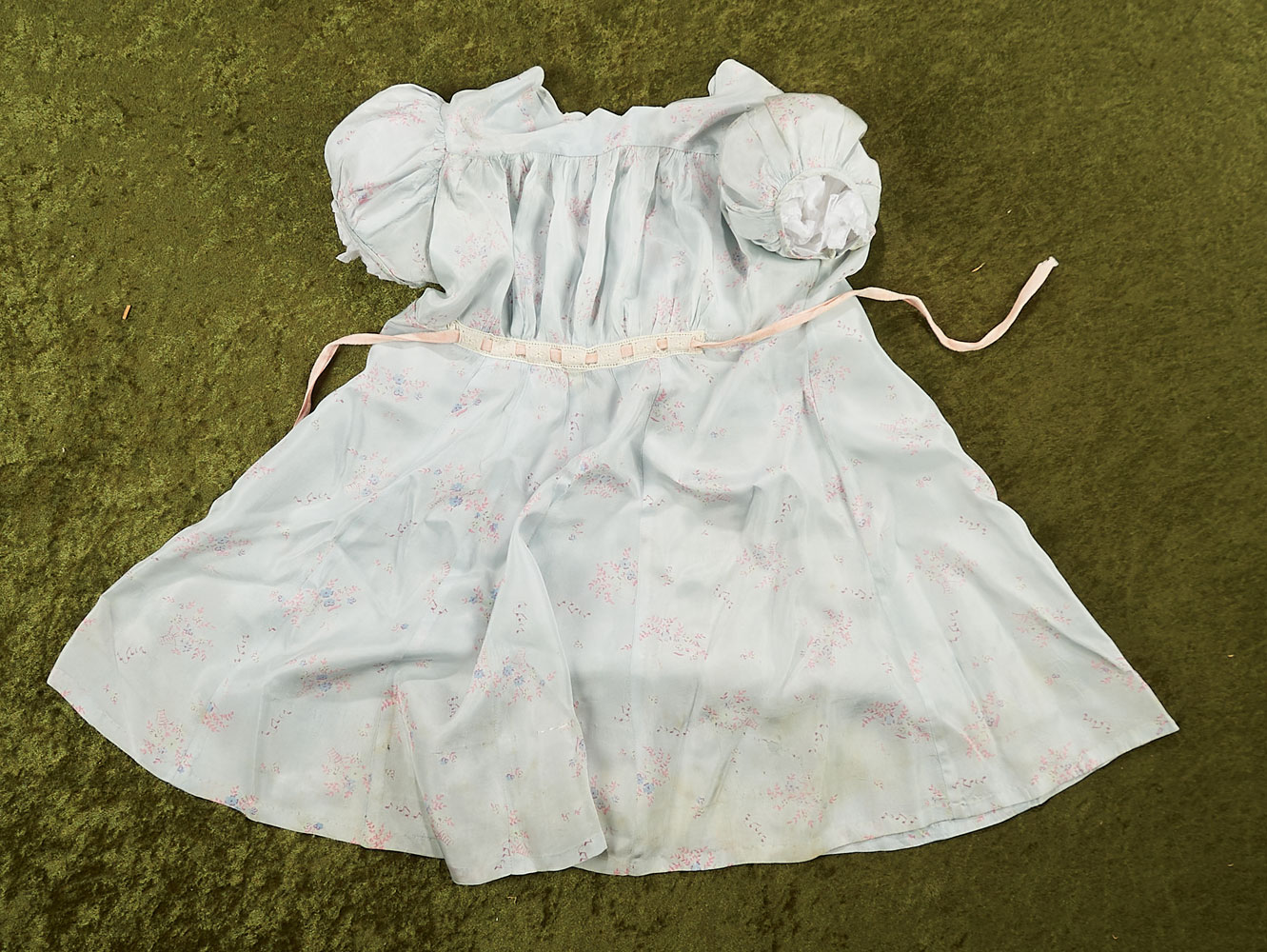 23" Vintage Shirley Temple Brand Cinderella Frock | Proxibid 23" Vintage Shirley Temple Brand Cinderella Frock | Proxibid