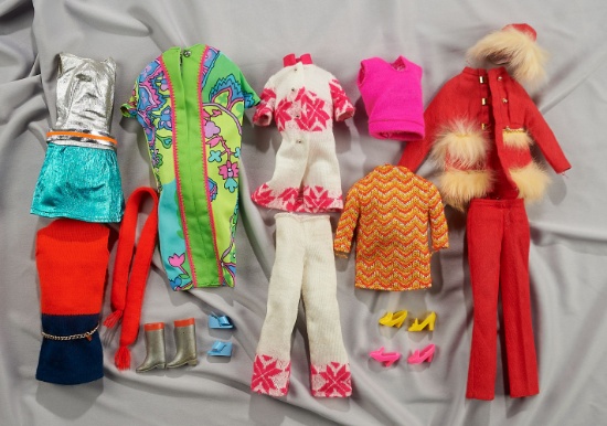 Group of Mod Fashions for Barbie 200/300