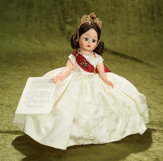 10" Cissette Portrait Queen in White Brocade, 1972