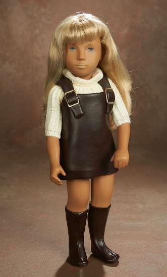 English Blonde Haired Sasha Doll in "London" Ensemble 200/300