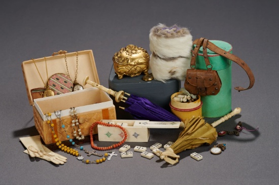 Wonderful Collection of French Miniature Accessories for Poupees 1100/1300