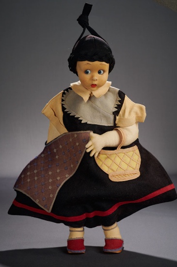 Glass-Eyed Googly as Novelty Purse 600/800