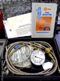 Napa Echlin fuel injector cleaning system with case, model 2-17458. Instruction manual incl.