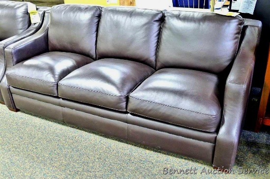 Leather Italia Grandview Sofa, expresso. Model 1669-6106. Genuine leather and made in USA. Matches