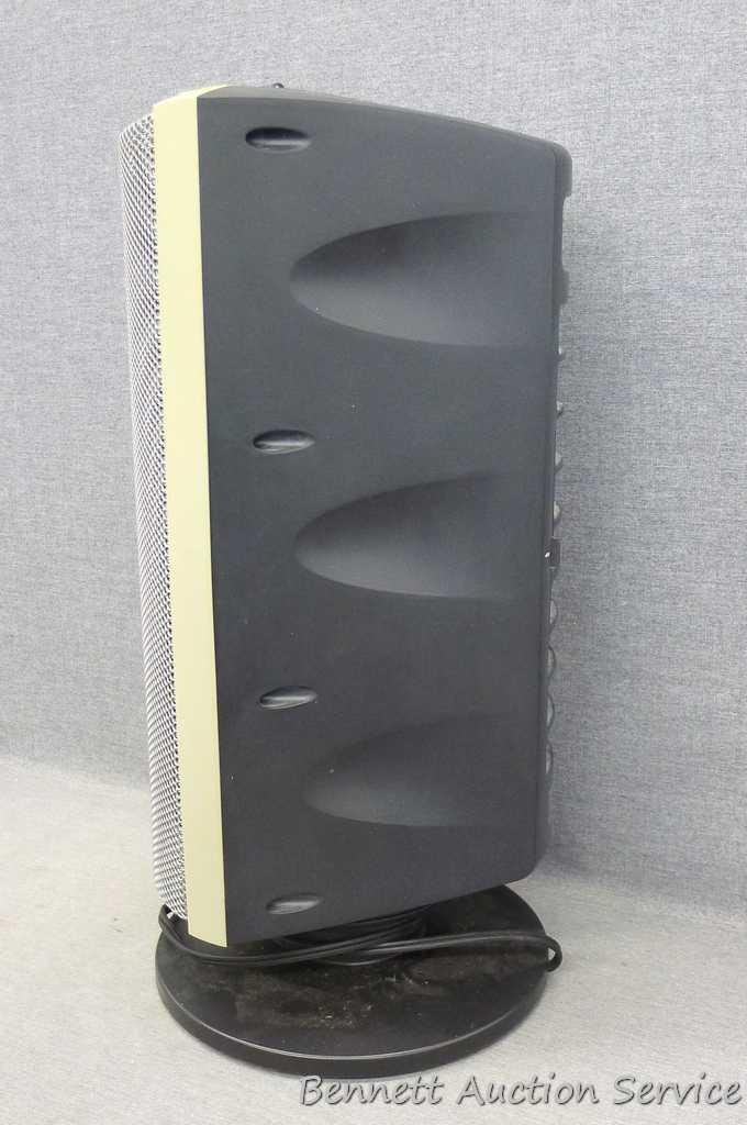 Holmes heater, model HCH6150. Approx. 21 high. | Proxibid