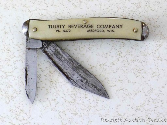 Promotional pocket knife by B&B of St. Paul, Minnesota advertises Tlusty Beverage Co of Medford,