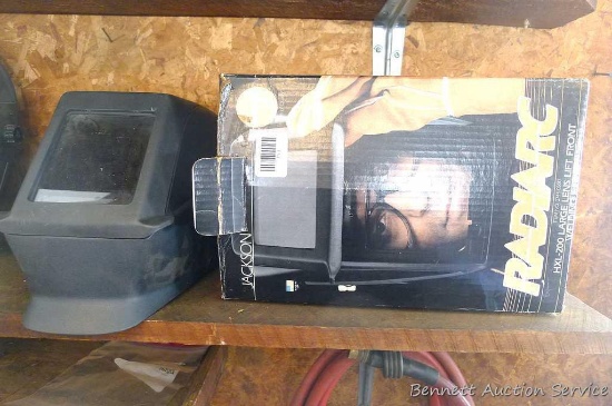 Jackson RadiArc HXL-200 large lens lift front welding helmet with original box. Very good condition.