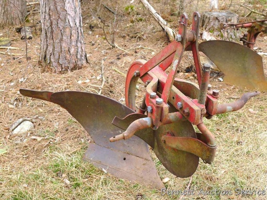 Ferguson single bottom plow Type 16-AO-40. Looks to be a well built plow, forged main beam is