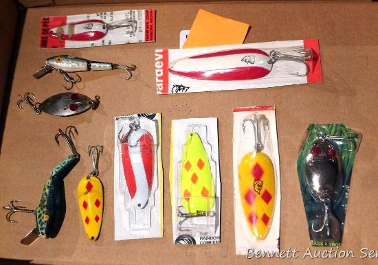 Dardevle and other assorted spoons, plus a couple of other lures. Largest spoon is approx. 3-1/2".