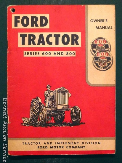 Ford tractor Series 600 and 800 owner's manual, copyright 1955. Colors are wonderful and manual is