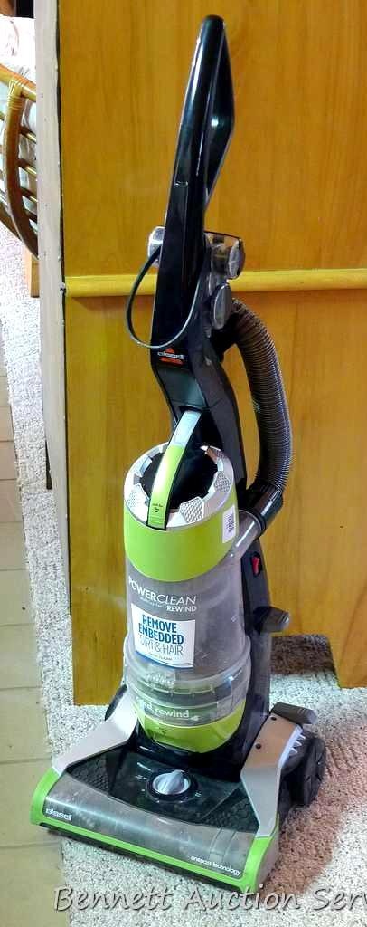 Bissell PowerClean vacuum cleaner with 