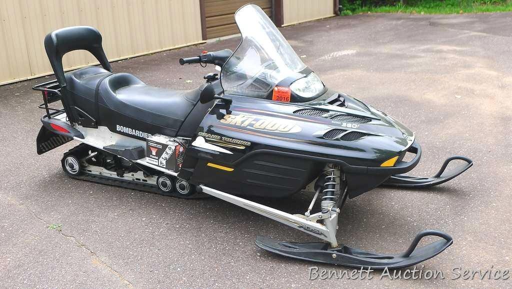 2002 Ski Doo Bombardier Grand Touring two-up snowmobile with Rotax ...