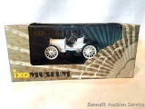 Model Car: 1901 White Mercedes Simplex 35HP, IXO Model, exact scale model. In box.
