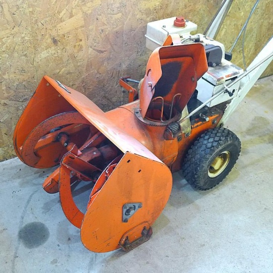 Ariens 5 hp snow blower with 20" cut. Turns over, has compression, always stored inside. Seller says