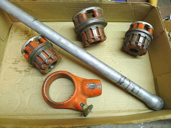 Ridgid pipe threader with dies 1/2", 3/4" & 1".