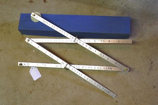 Morilla No. 1290 Pantograph with original box and instructions. Measures approx. 21" when folded.