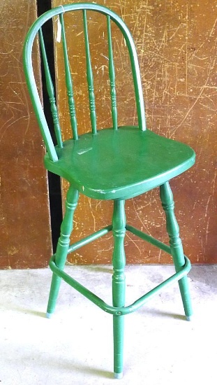 Lovely green swivel bar stool with back. Approx. 16-1/2" w x 16-1/2" d x 46" h. Matches lot 786.