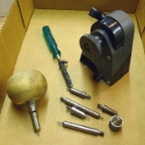 Lee Zip Trim case trimmer and accessories as pictured.