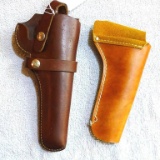 Hunter No. 1100-10 8939 leather revolver holster is in good used condition and measures 9