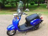 Watch the Video!  2006 Yamaha Vino, model YJ125V. Owner installed new battery and drive belt.