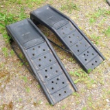 Pair of 7000 lb. auto wheel ramp, 34