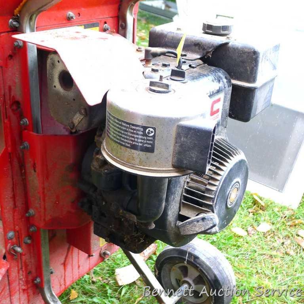 Troy Bilt Super Tomahawk Chipper Shredder Model 47266 With 8hp Troy Bilt Super Tomahawk Chipper