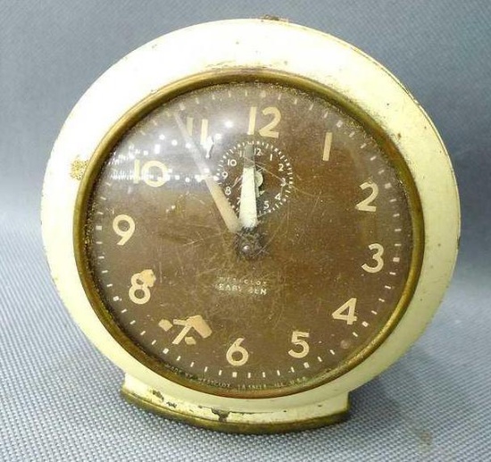 Vintage Westclox Baby Ben wind up alarm clock is 3-1/2" x 3-1/2".