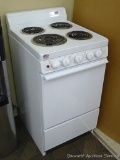 Premier apartment size electric range is in very good condition and comes with manual, extra drip