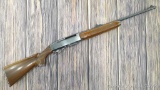 This Remington 742 Woodsmaster rifle is nearly exceptional. Classic rifle has very nice wood with