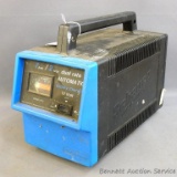 Schauer dual rate automatic battery charger, Model R72. Charges 12 volt, 7 amp and 2 amp. Untested.