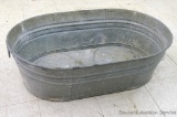 Vintage galvanized oval tub, 37