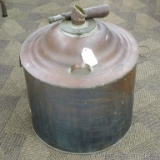 Large copper still with brass lid, approx. 18